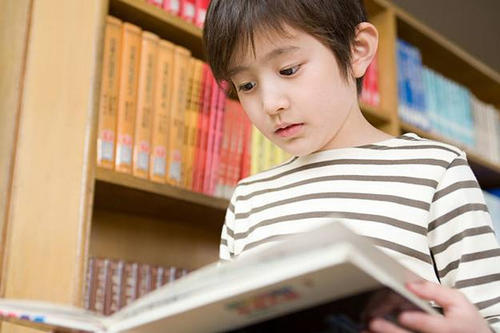 怎么培養(yǎng)一個超愛讀書的孩子？