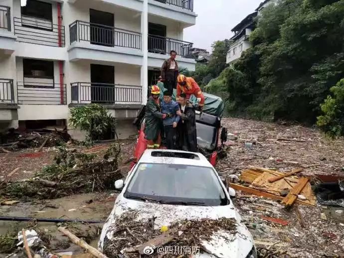 最不愿見到災(zāi)難的地方又受災(zāi)，汶川航拍畫面令人揪心