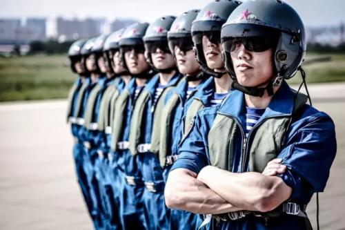 速看！2020年海軍招收飛行學(xué)員簡(jiǎn)章，小伙伴們趕快戳進(jìn)來(lái)！