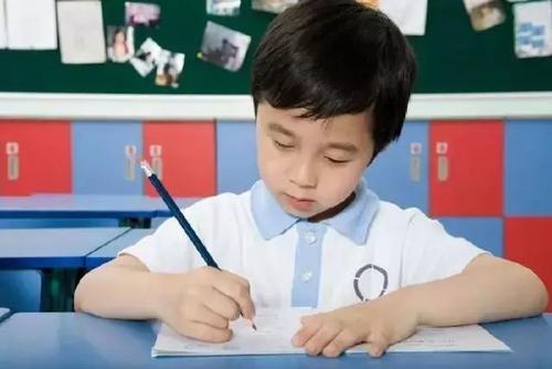 教育部：再不練字，孩子將無緣上大學(xué)?。ɡ蠋熮D(zhuǎn)給家長）