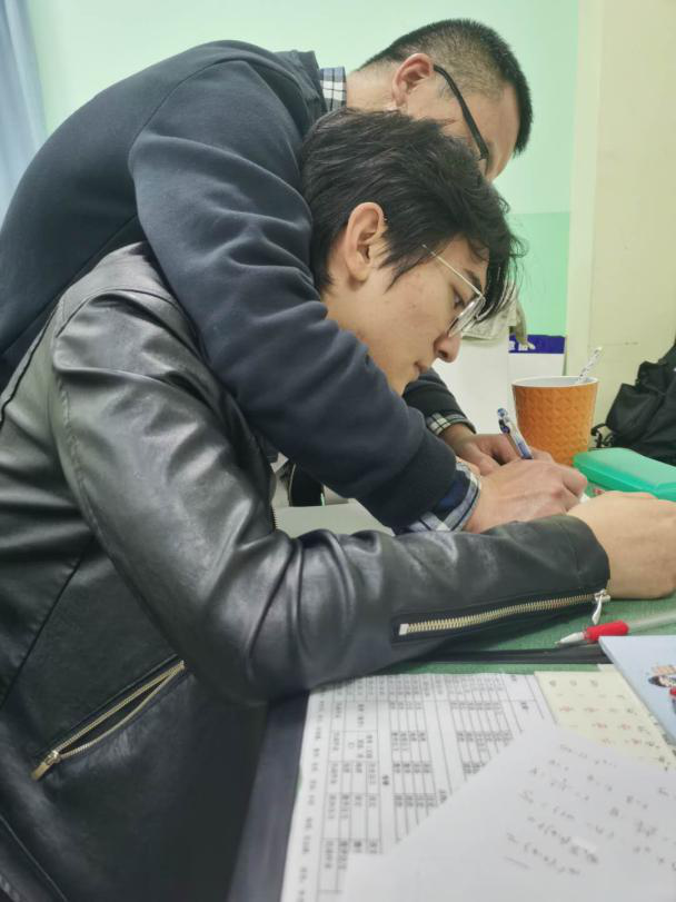 尋找身邊的美好——心素如簡，人淡如菊，謙謙君子，良師益友