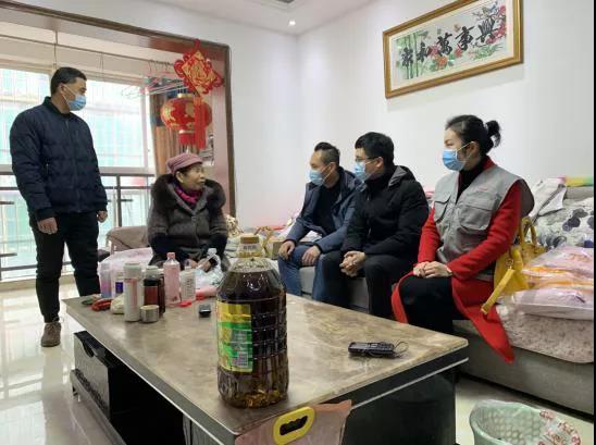 贊 | 慈善機構(gòu)聯(lián)合川越培訓(xùn)學(xué)校、博行開展捐資助學(xué)活動