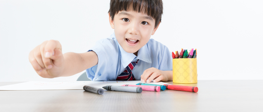 培養(yǎng)一個心理陽光的孩子，教育專家給了九個建議